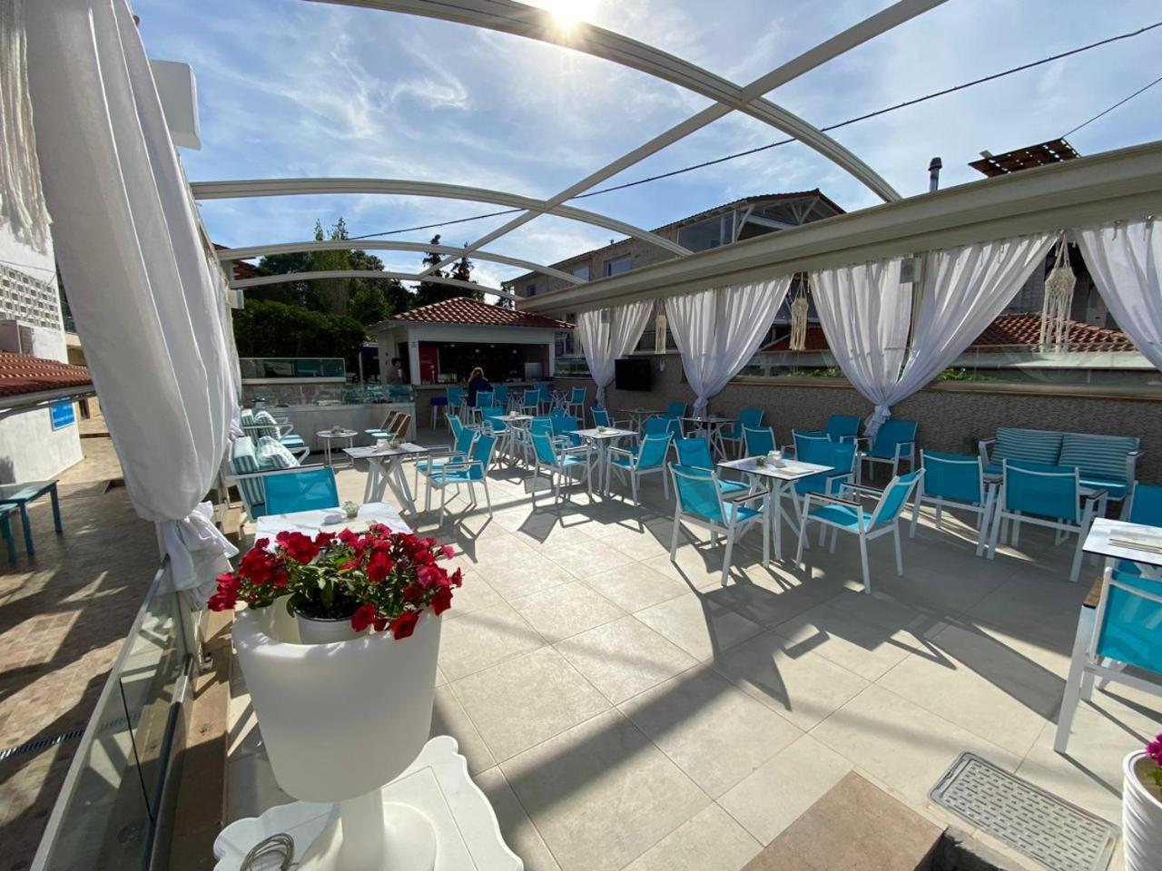 Angelina Hotel Ormos Panagias Exterior photo