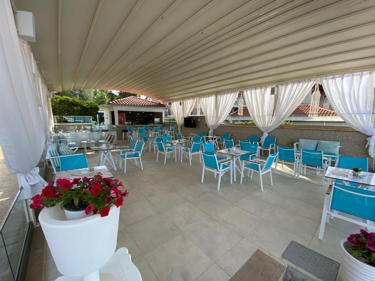 Angelina Hotel Ormos Panagias Exterior photo